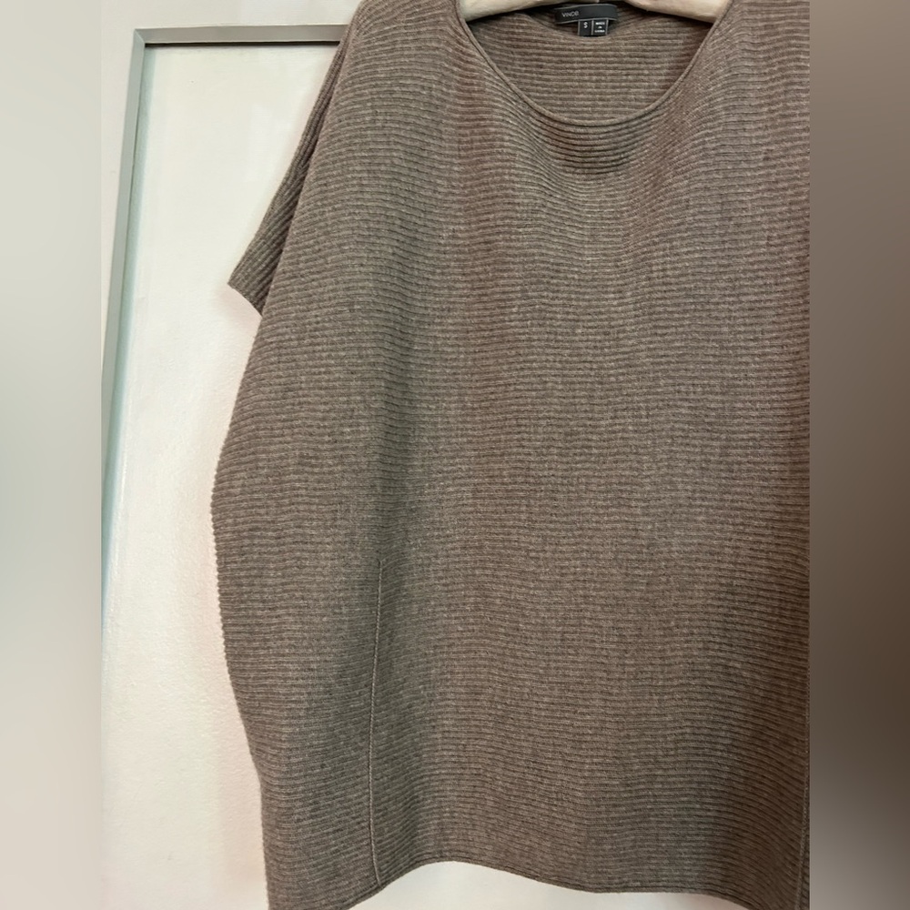 Vince Women's Wool Cashmere Ribbed Taupe Knit Poncho Sweater Small/Medium - Picture 6 of 9